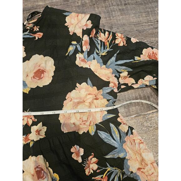 Zara medium long puff sleeve tiered black floral mini swing dress - Picture 4 of 7